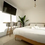 Διαμέρισμα Modern In Gasperich With Balcony & Wi-fi
