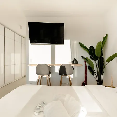 Apartman Modern In Gasperich With Balcony & Wi-fi *