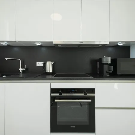 Modern In Gasperich With Balcony & Wi-fi Appartement Luxemburg