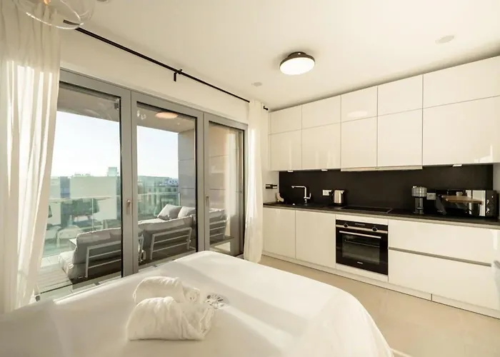 Modern In Gasperich With Balcony & Wi-fi